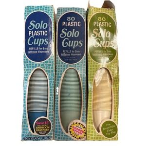 VTG Plastic Solo Refill Cups 3.5 oz  LOT of 3 Different cups NOB